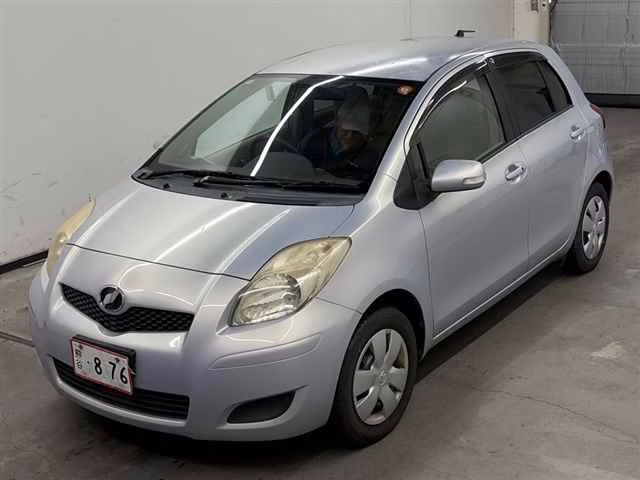 TOYOTA VITZ