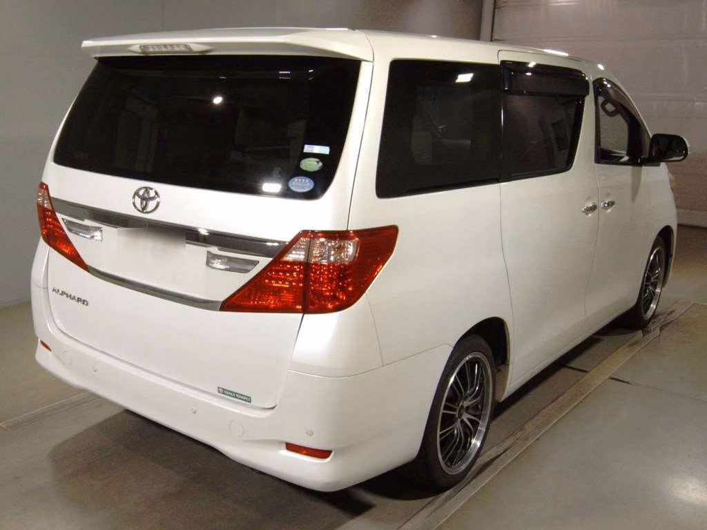 TOYOTA ALPHARD
