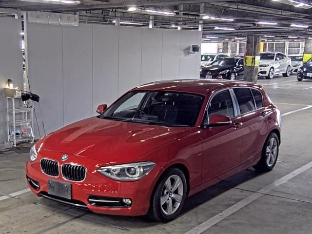 BMW 1-SERIES
