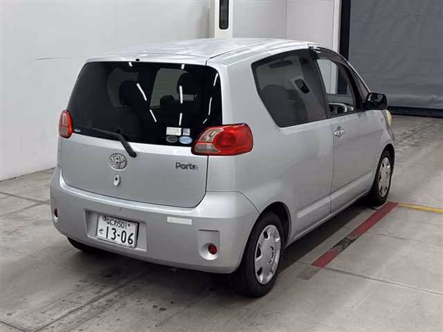 TOYOTA PORTE