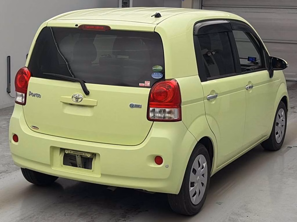 TOYOTA PORTE