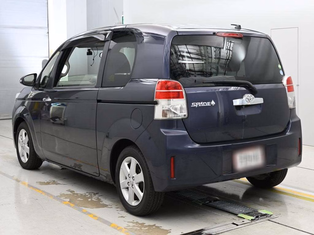 TOYOTA SPADE