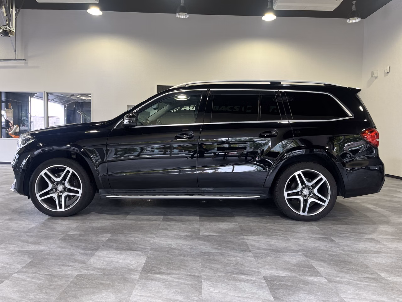 MERCEDES-BENZ GLS-CLASS