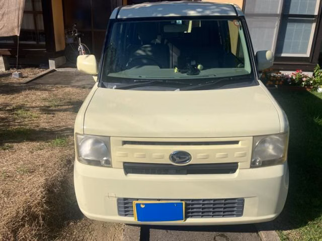 DAIHATSU MOVE CONTE