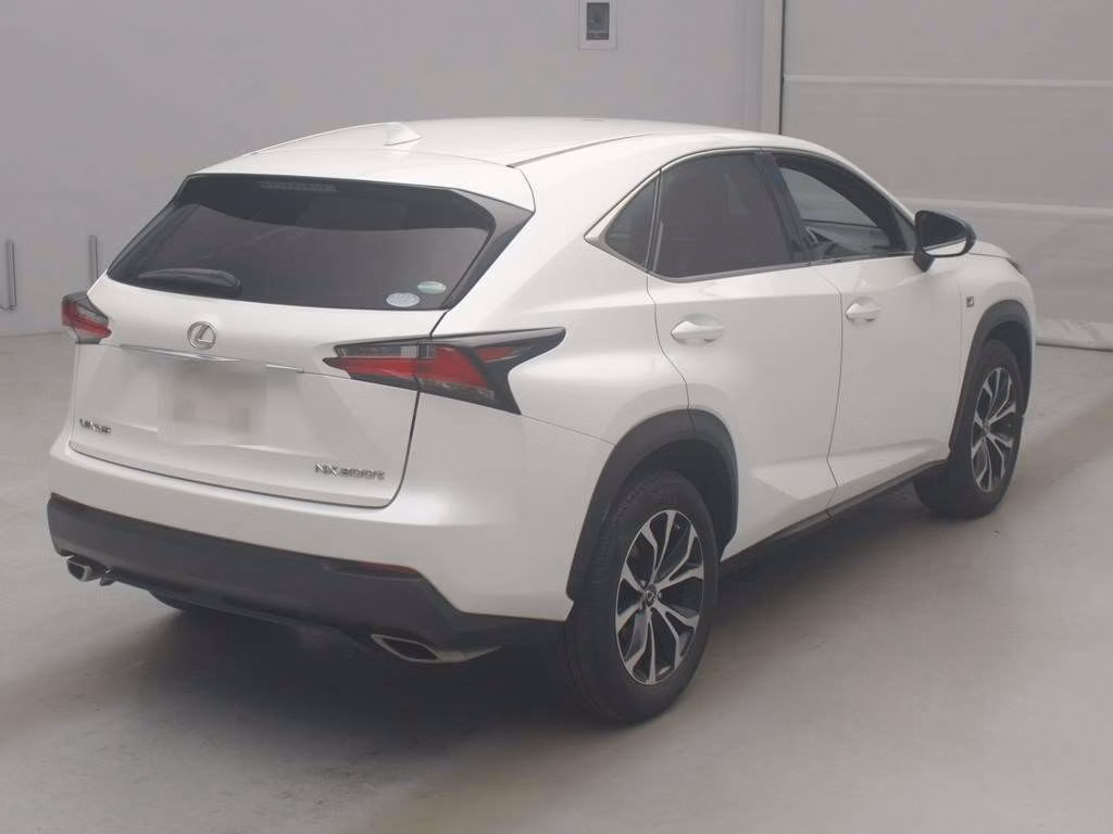 LEXUS NX200T