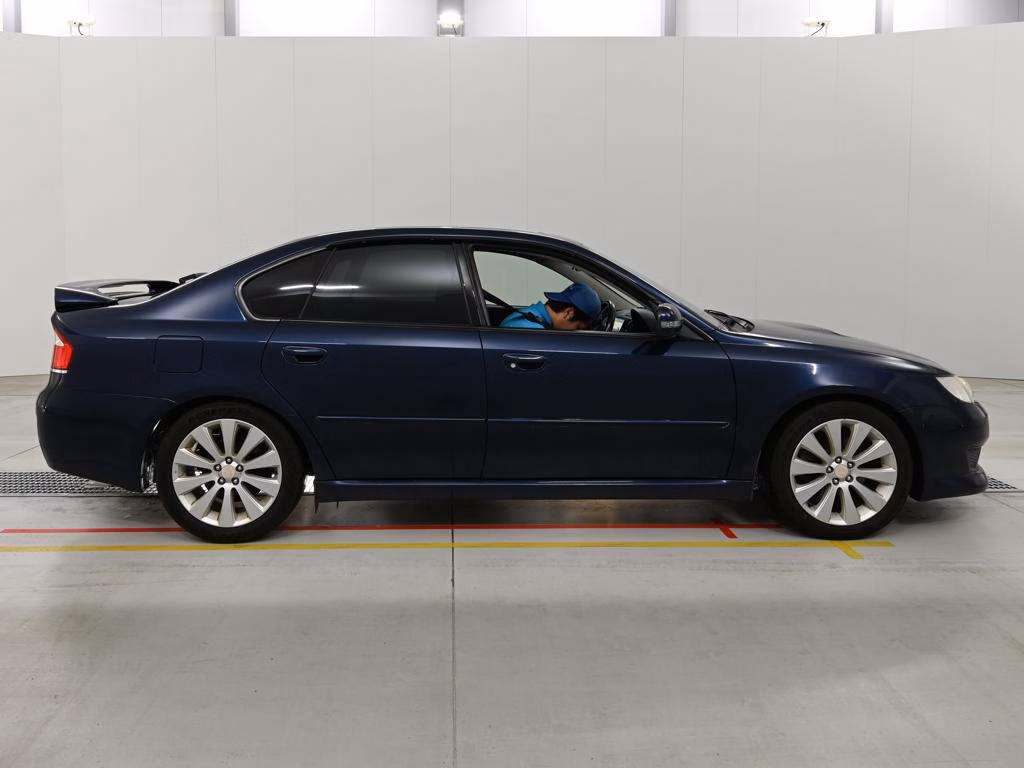 SUBARU LEGACY B4
