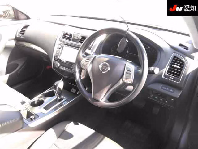 NISSAN TEANA