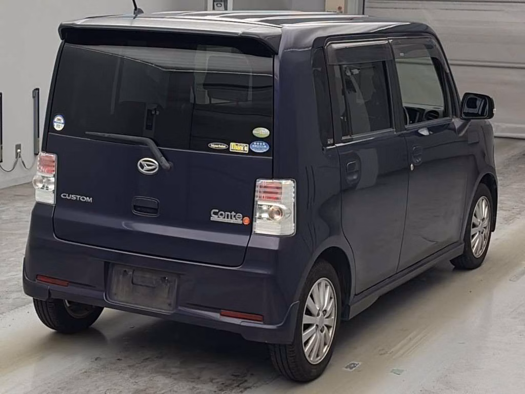 DAIHATSU MOVE CONTE