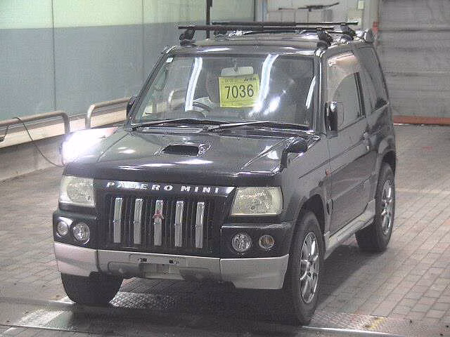MITSUBISHI PAJERO MINI