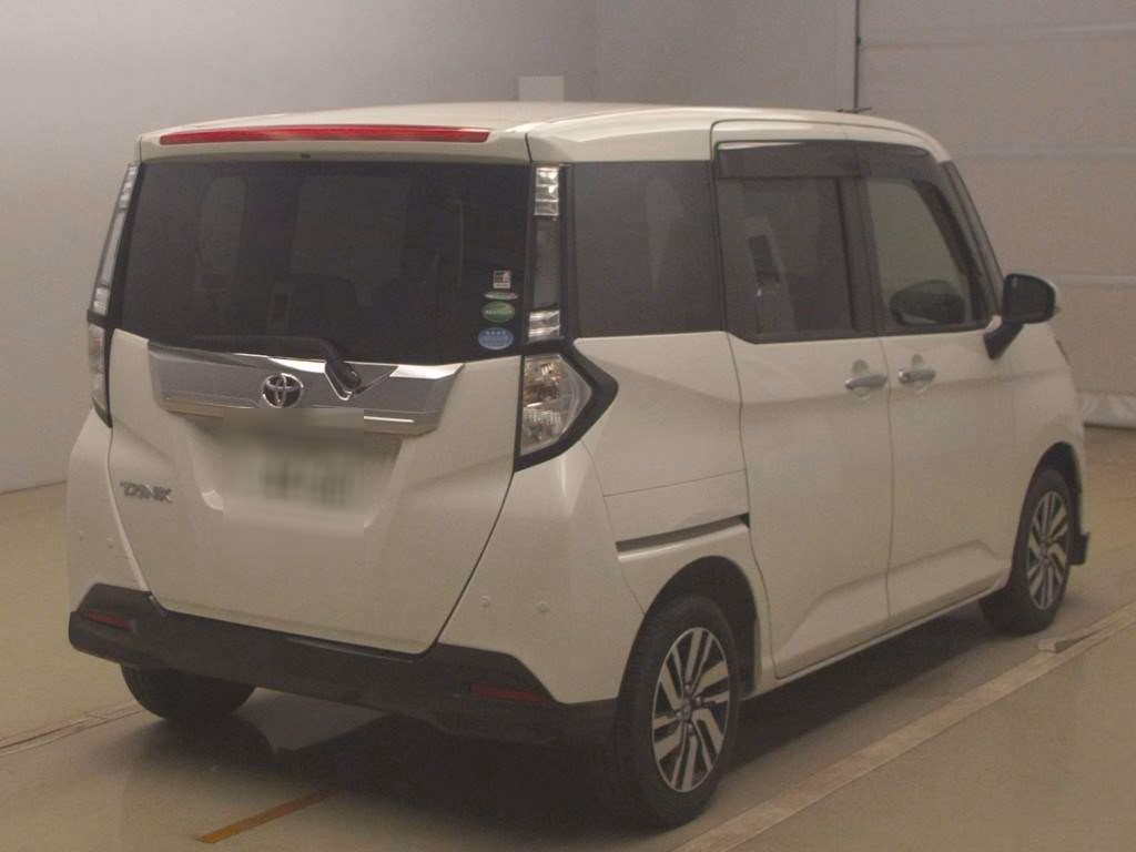 TOYOTA TANK
