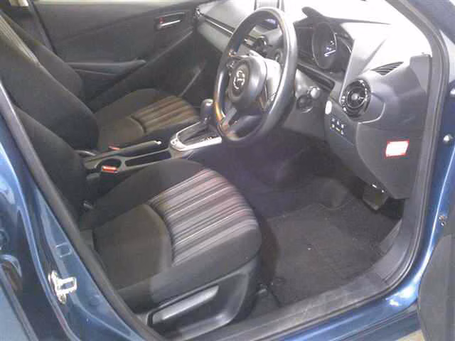MAZDA MAZDA2