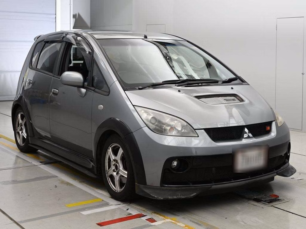 MITSUBISHI COLT