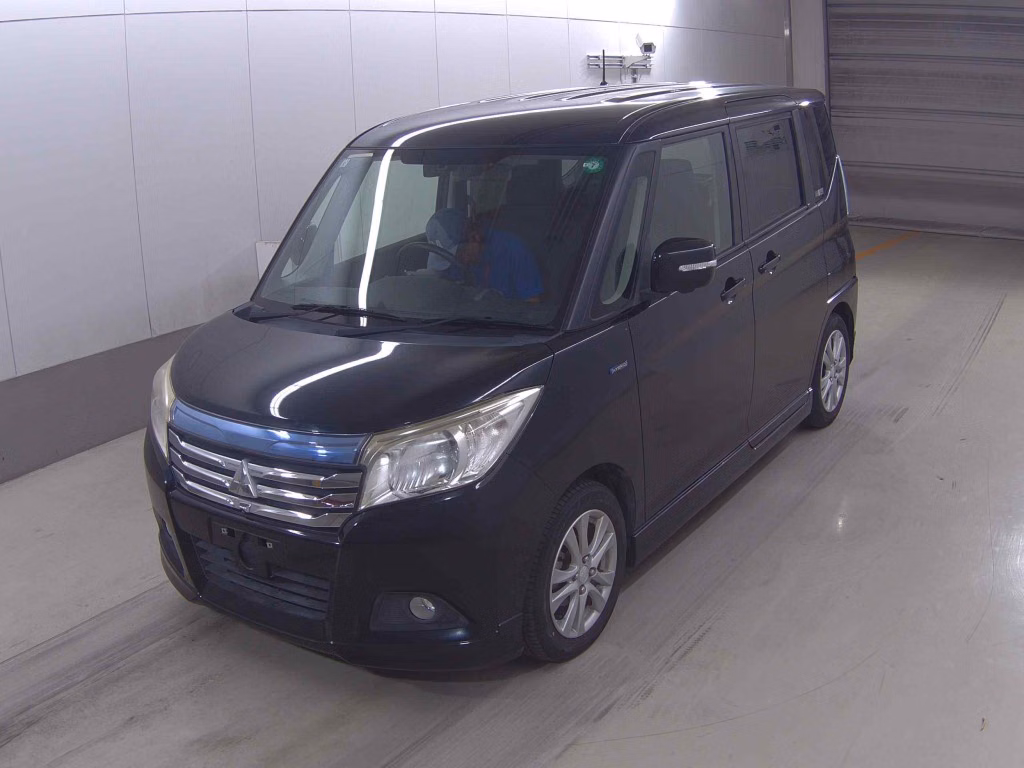 MITSUBISHI DELICA D:2