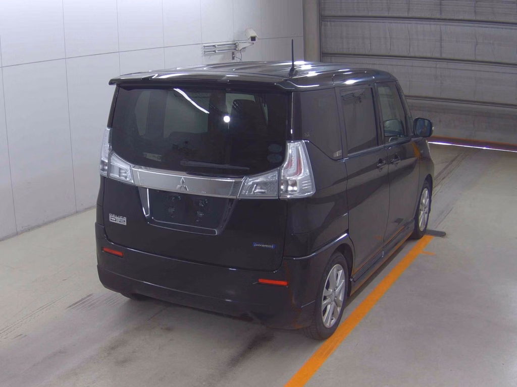 MITSUBISHI DELICA D:2