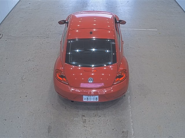 VOLKSWAGEN BEETLE