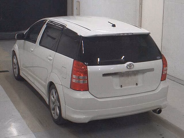 TOYOTA WISH