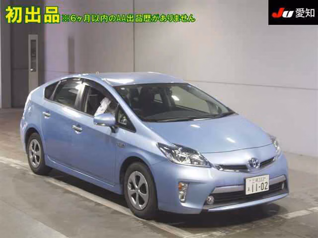 TOYOTA PRIUS PHV