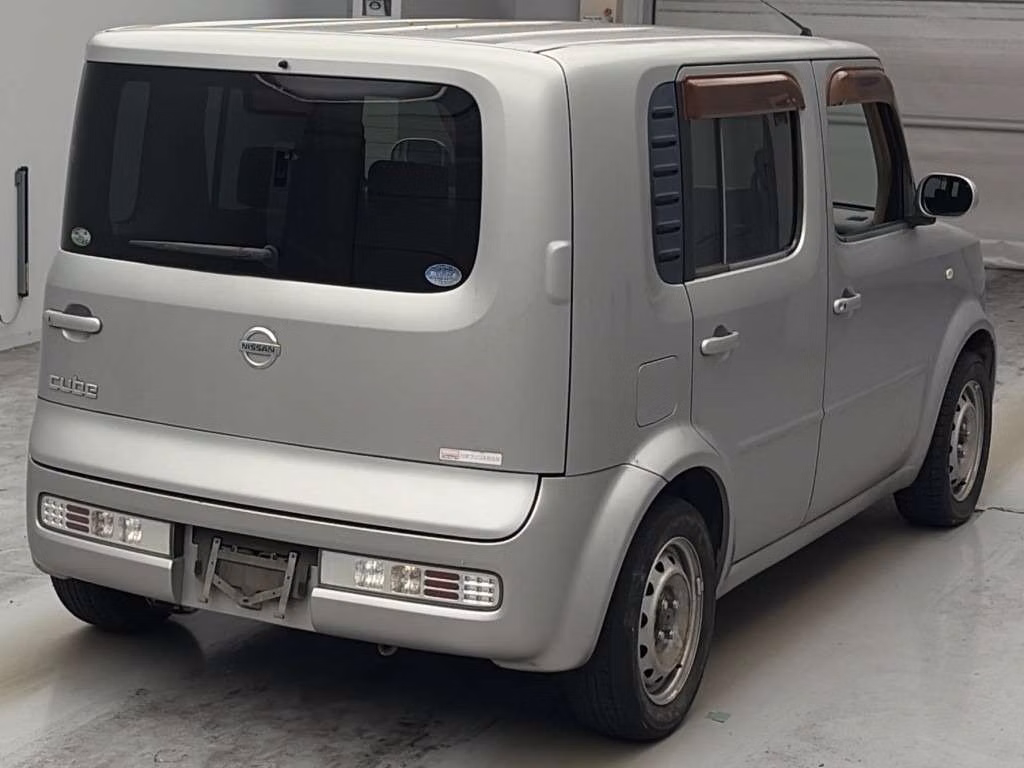 NISSAN CUBE