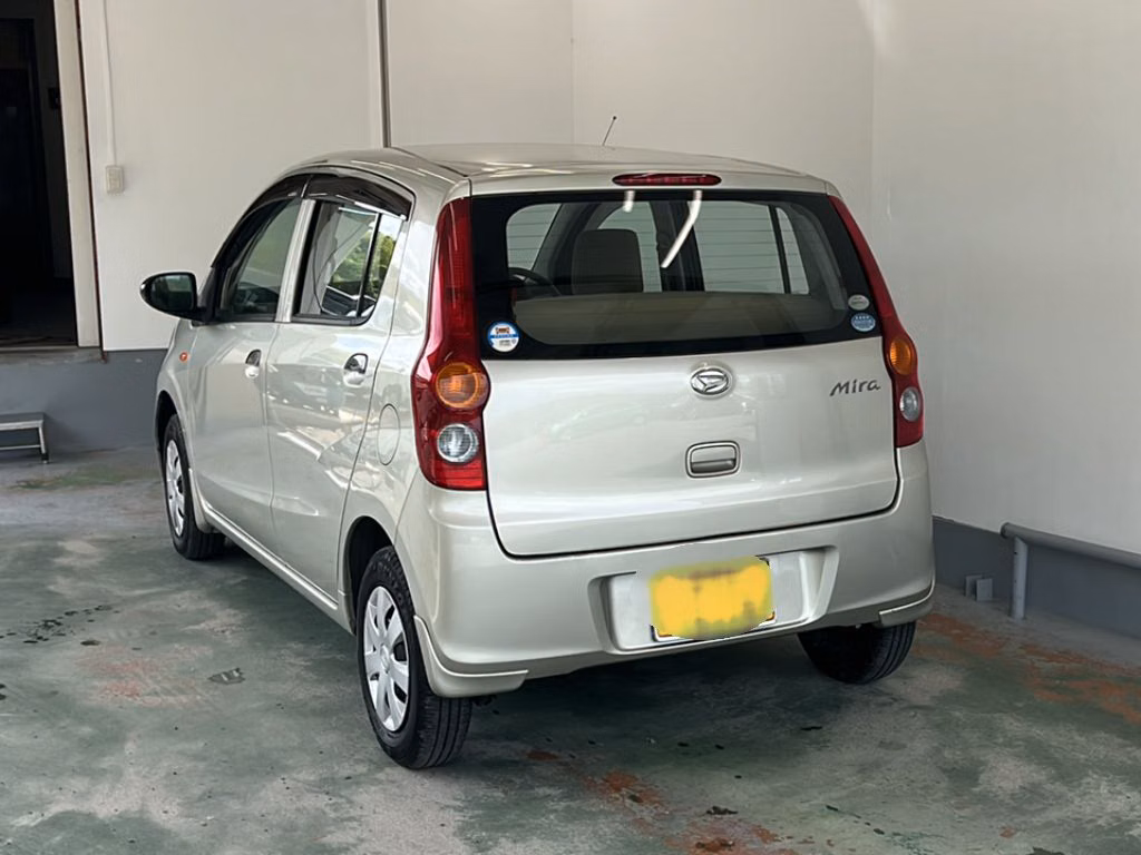 DAIHATSU MIRA