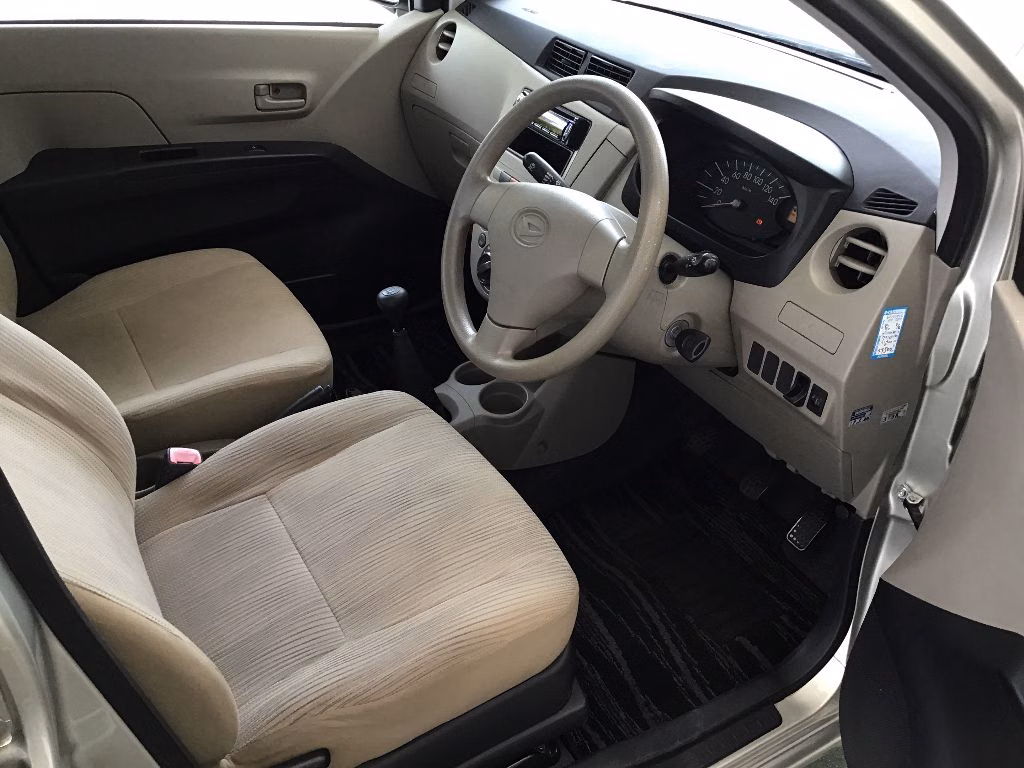 DAIHATSU MIRA