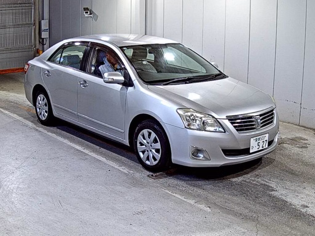 TOYOTA PREMIO
