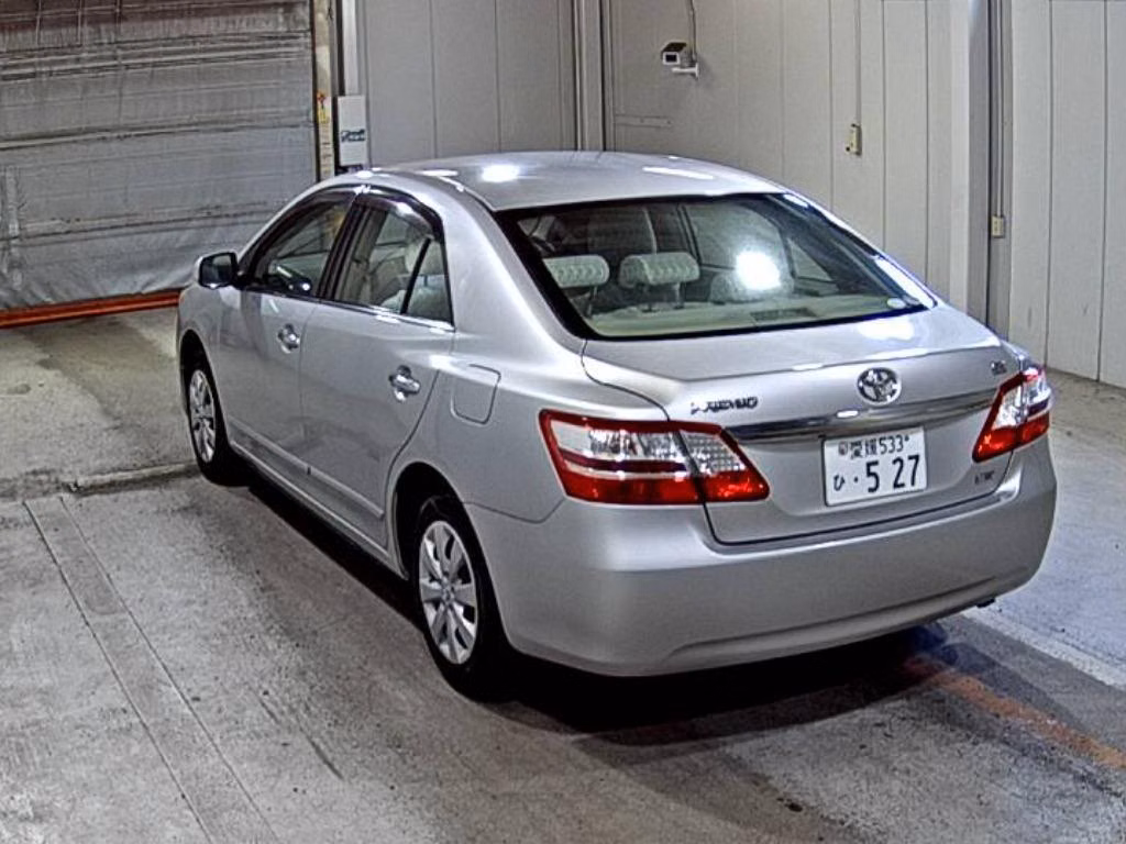 TOYOTA PREMIO