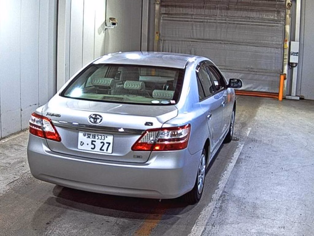 TOYOTA PREMIO