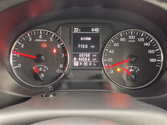 NISSAN X-TRAIL