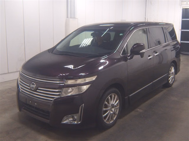 NISSAN ELGRAND