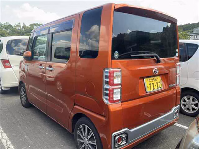 DAIHATSU WAKE