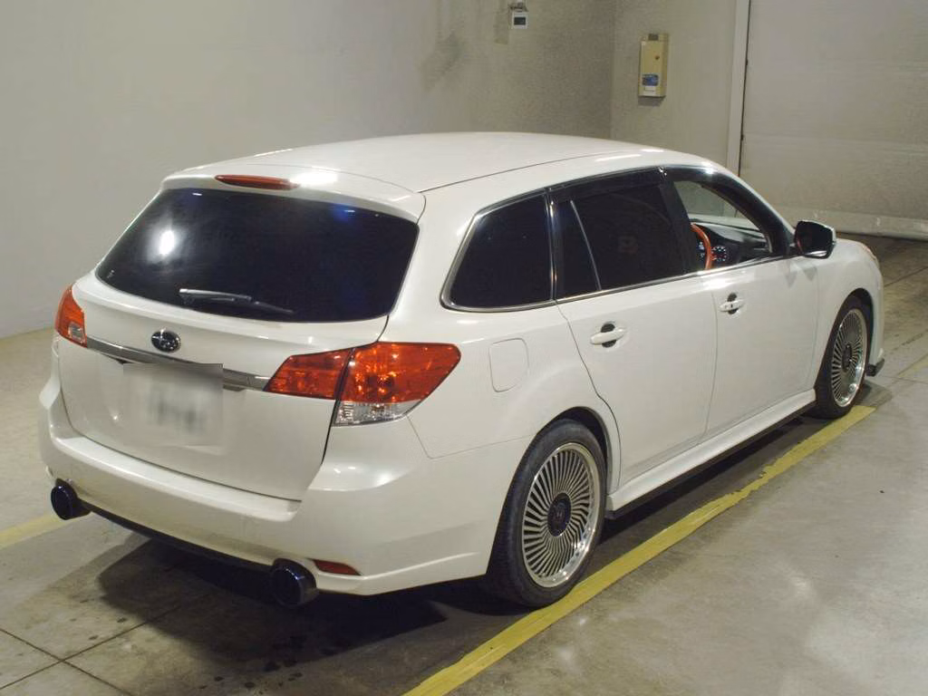 SUBARU LEGACY