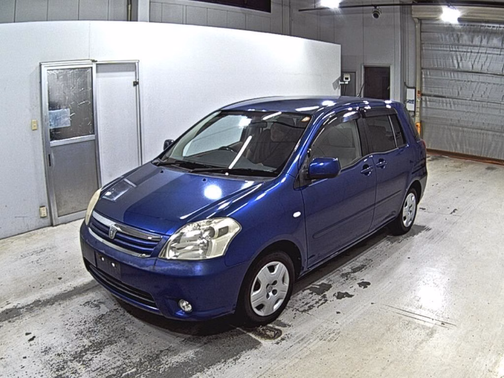 TOYOTA RAUM