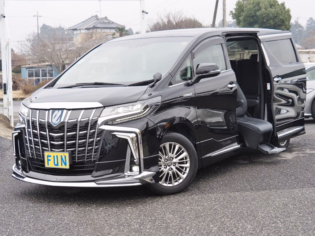 TOYOTA ALPHARD