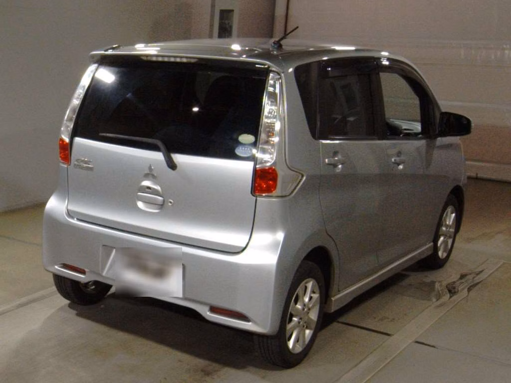MITSUBISHI EK CUSTOM