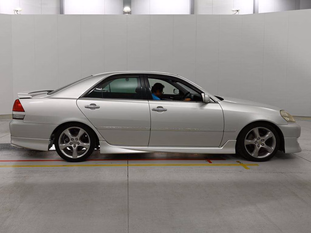 TOYOTA MARK II