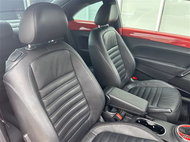 VOLKSWAGEN BEETLE