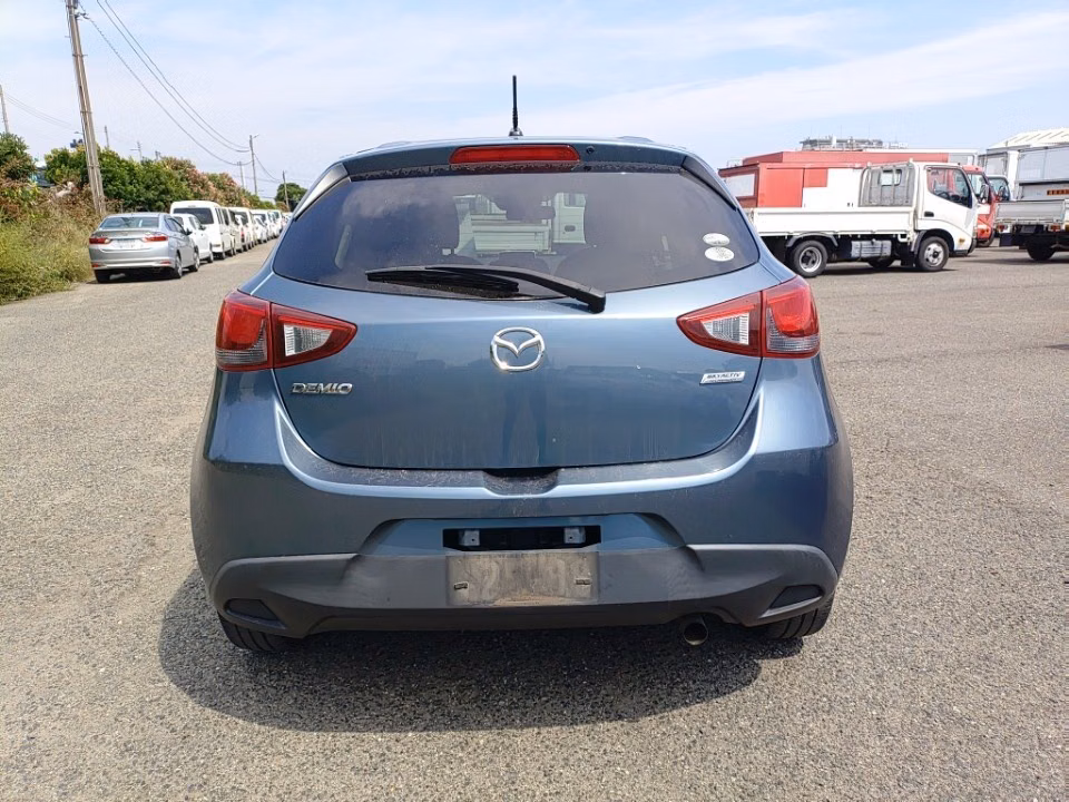 MAZDA DEMIO