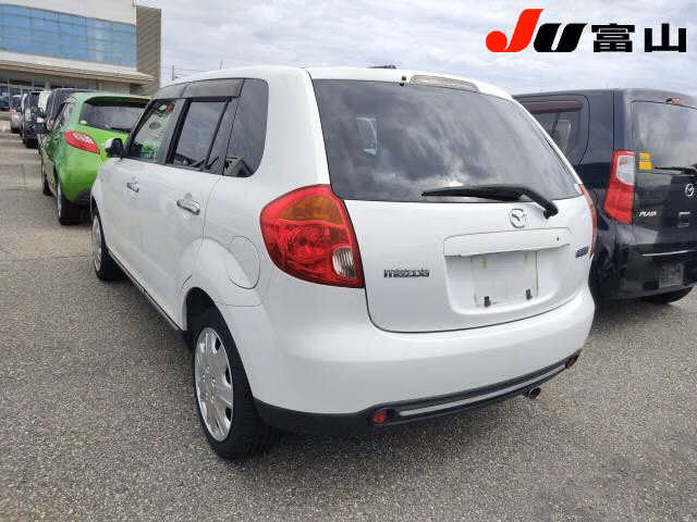 MAZDA VERISA