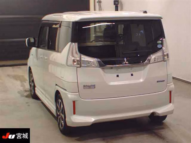 MITSUBISHI DELICA D:2