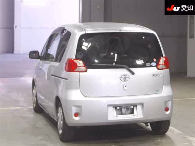 TOYOTA PORTE