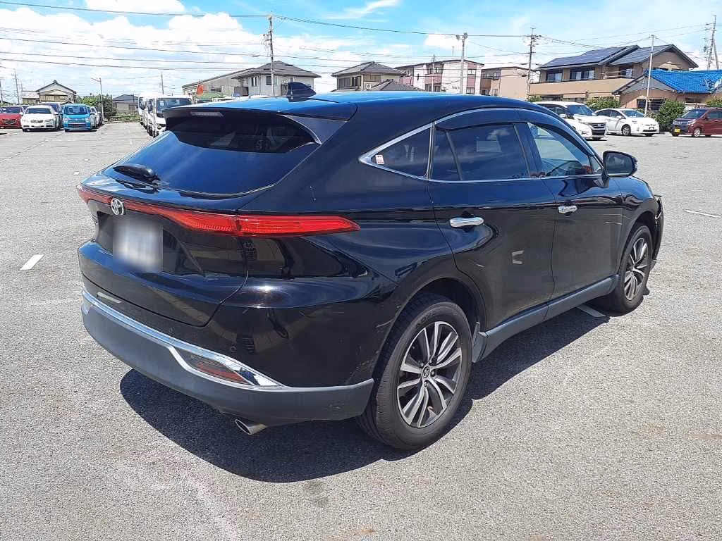 TOYOTA HARRIER