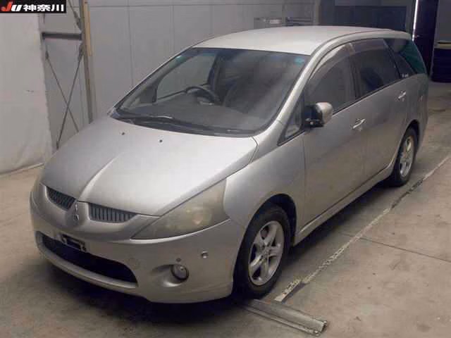 MITSUBISHI GRANDIS