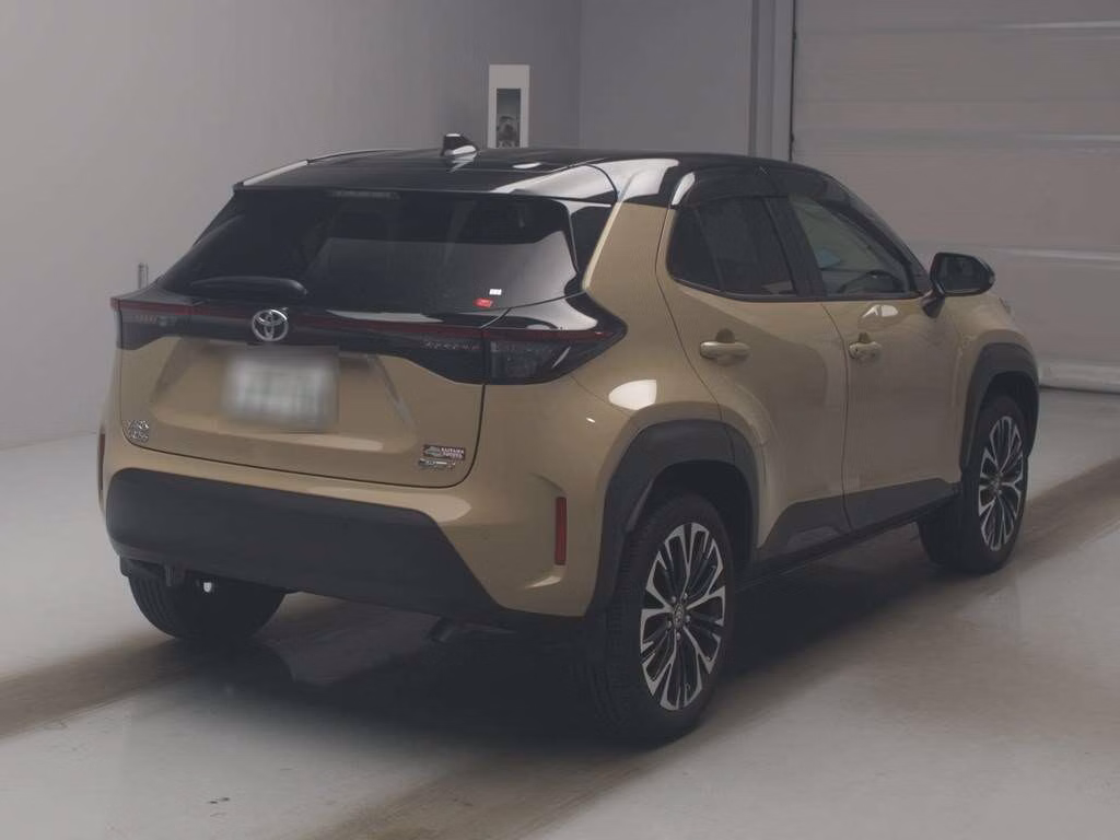 TOYOTA YARIS CROSS