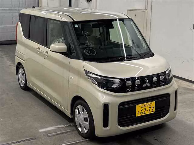 MITSUBISHI EK SPACE