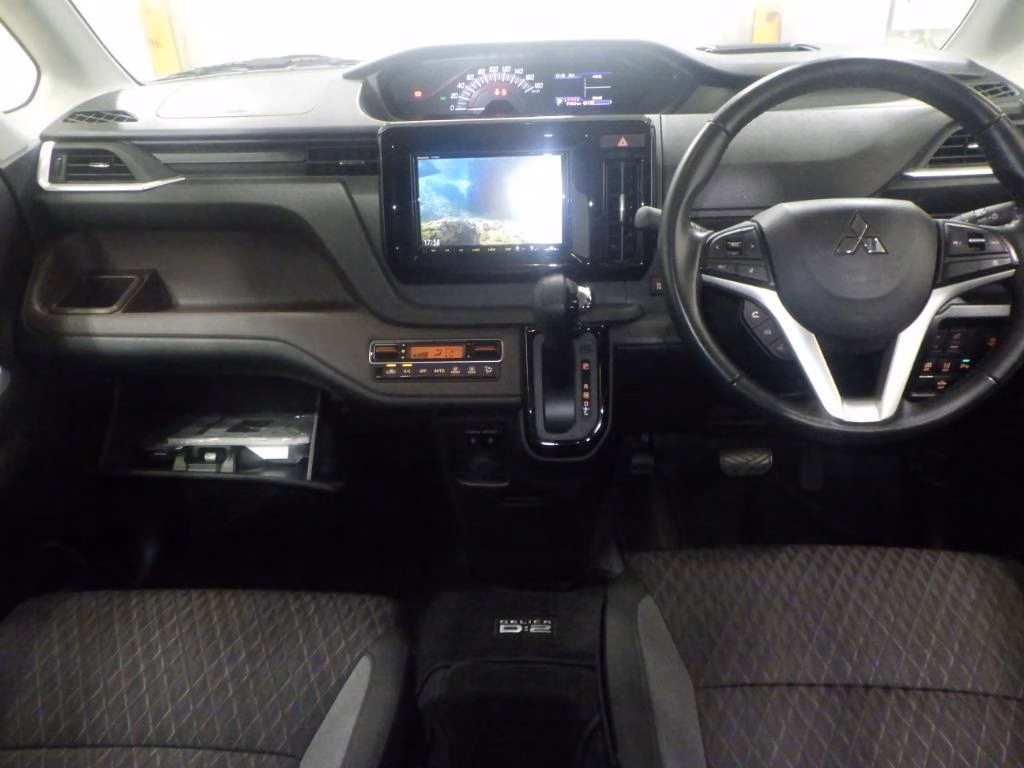 MITSUBISHI DELICA D:2