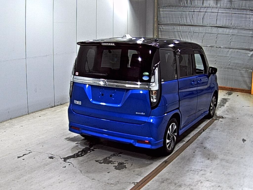 MITSUBISHI DELICA D:2