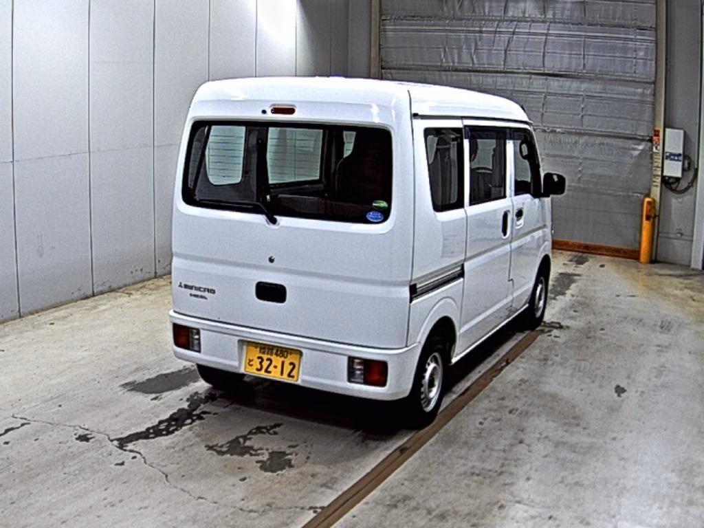 MITSUBISHI MINICAB