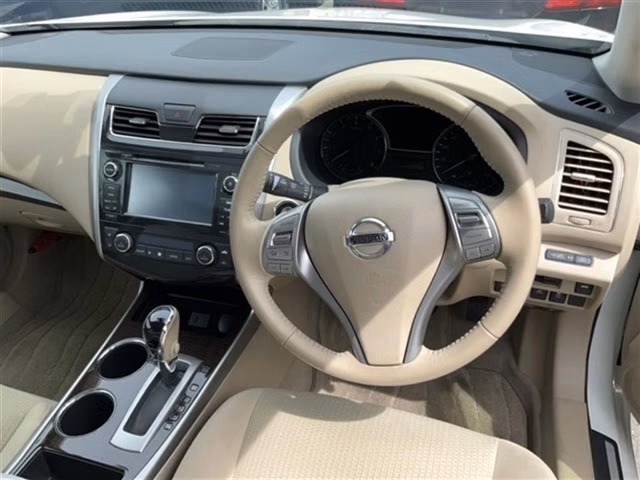 NISSAN TEANA