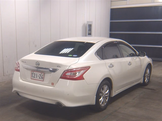 NISSAN TEANA