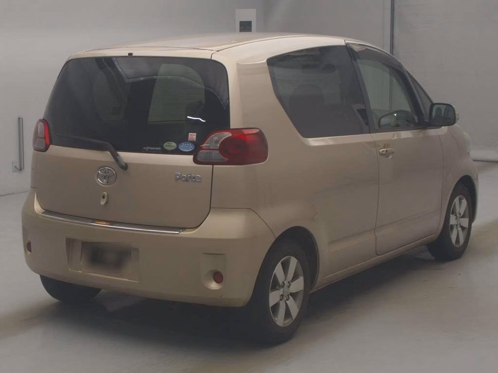 TOYOTA PORTE
